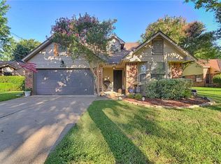 6202 Pilgrim Ln, Arlington, TX 76002