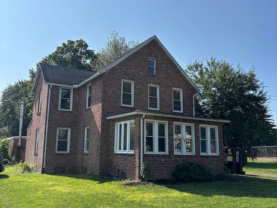1st image of 456 Granby Rd