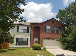 9811 Little Laurie Dr, San Antonio, TX 78245