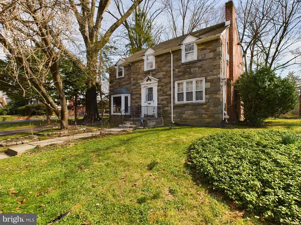 110 W Greenwood Ave, Lansdowne, PA 19050