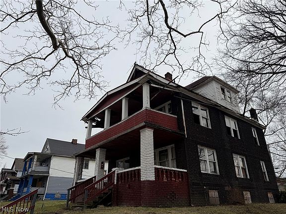 2nd image of 9702 Parkview Ave