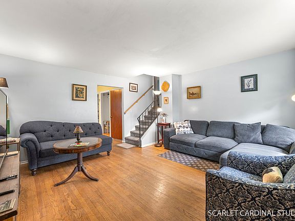 2nd image of 46 S Glenview Ave