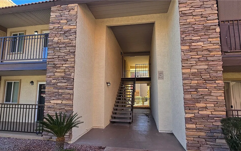 5350 River Glen Dr #311