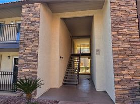 5350 River Glen Dr