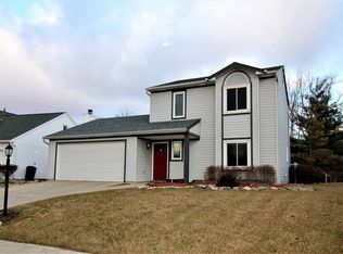 510 N Granada Dr, Kendallville, IN