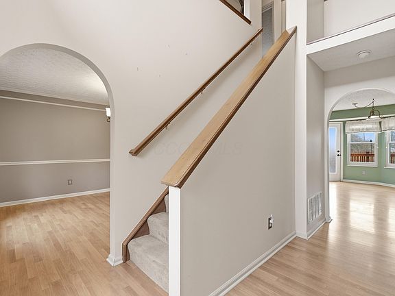 3rd image of 3790 Kersdale Pl