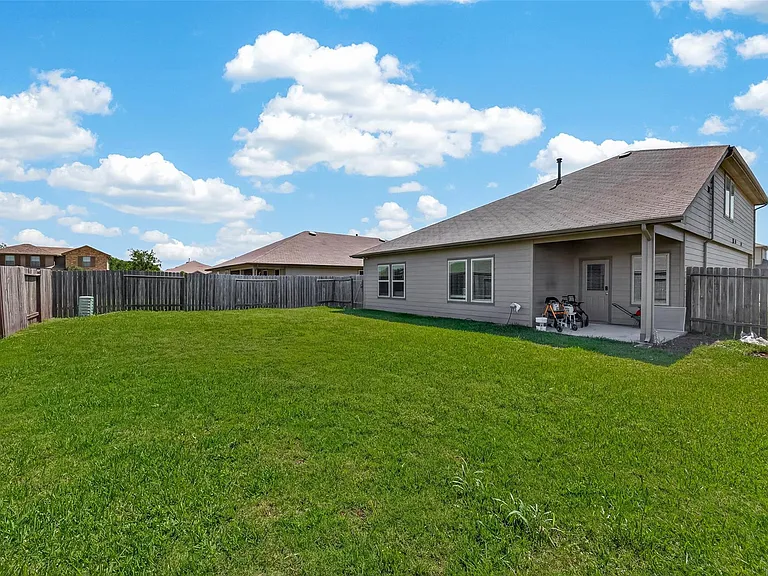 1706 Cooper Bluff Ct — Photo 36