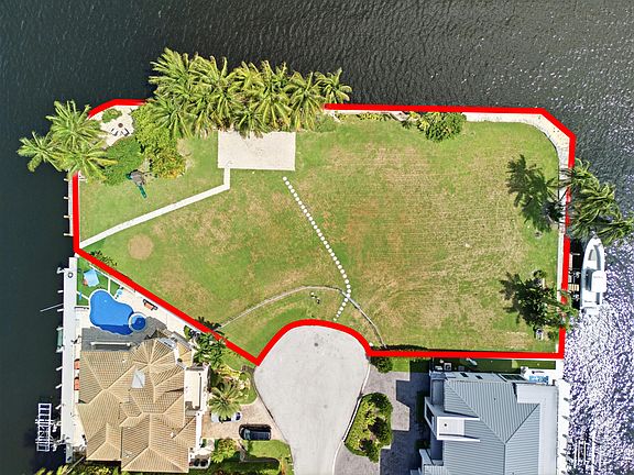 2nd image of 870 Havana Drive