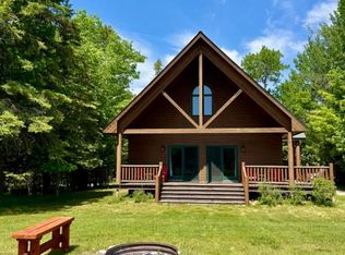 32429 E Timber Trl, Drummond Island, MI 49726