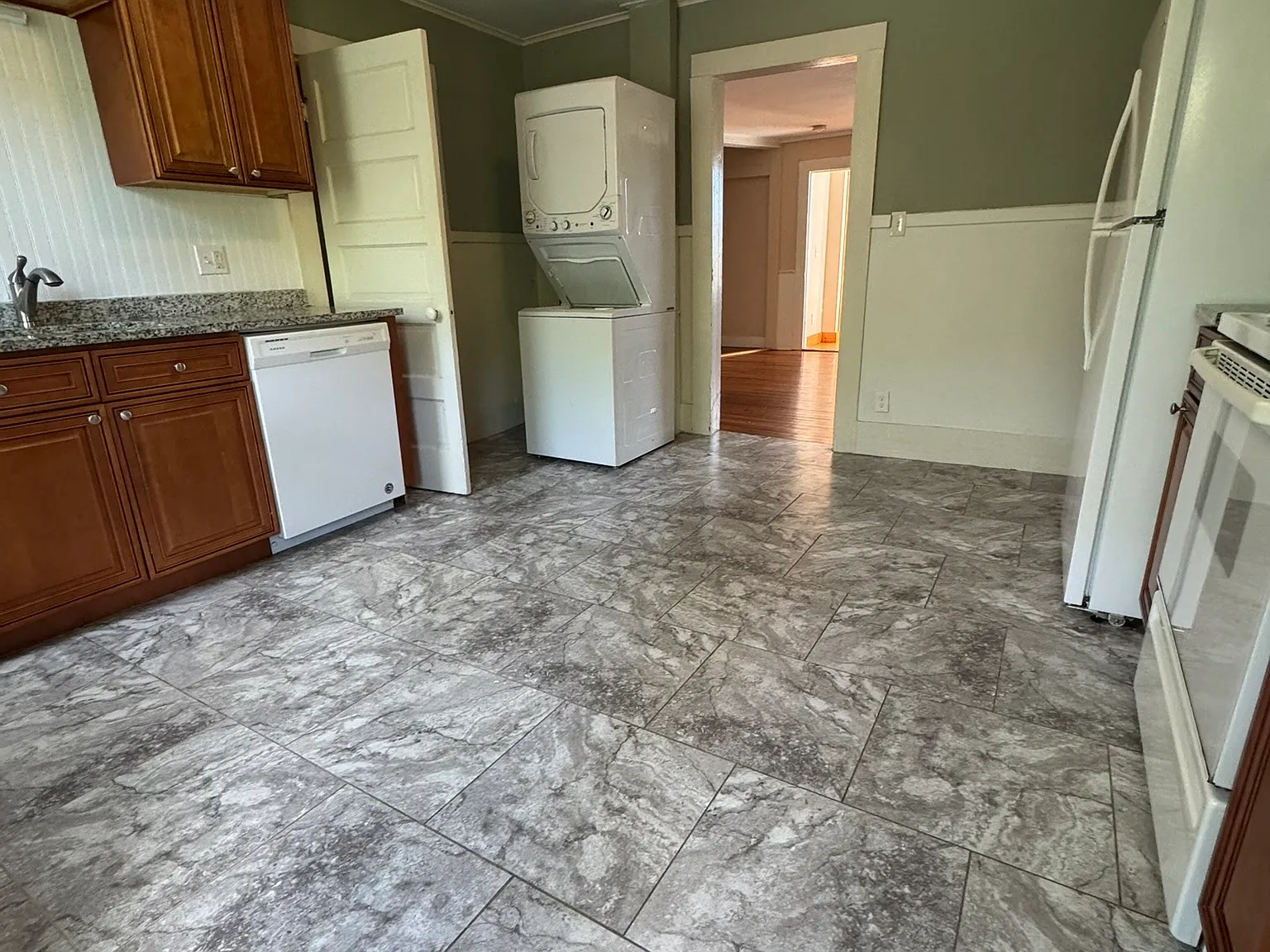 46 Old Amherst Road - 3 — Photo 2