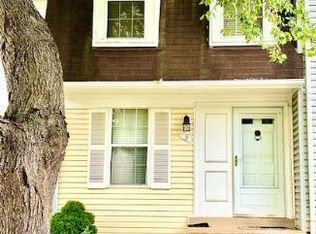 3 Alden Ct, Sterling, VA 20165