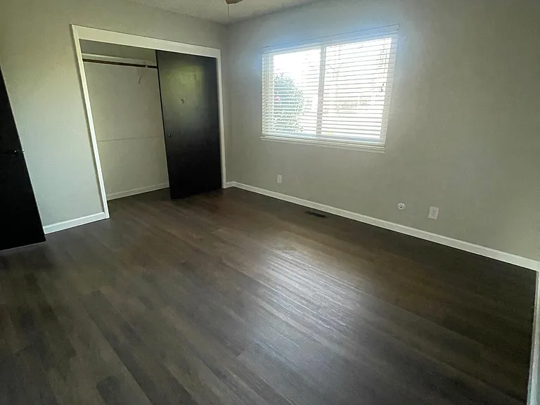 1140 Lake Home Dr — Photo 20