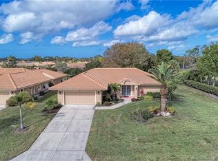 3192 E Village Dr, Venice, FL 34293