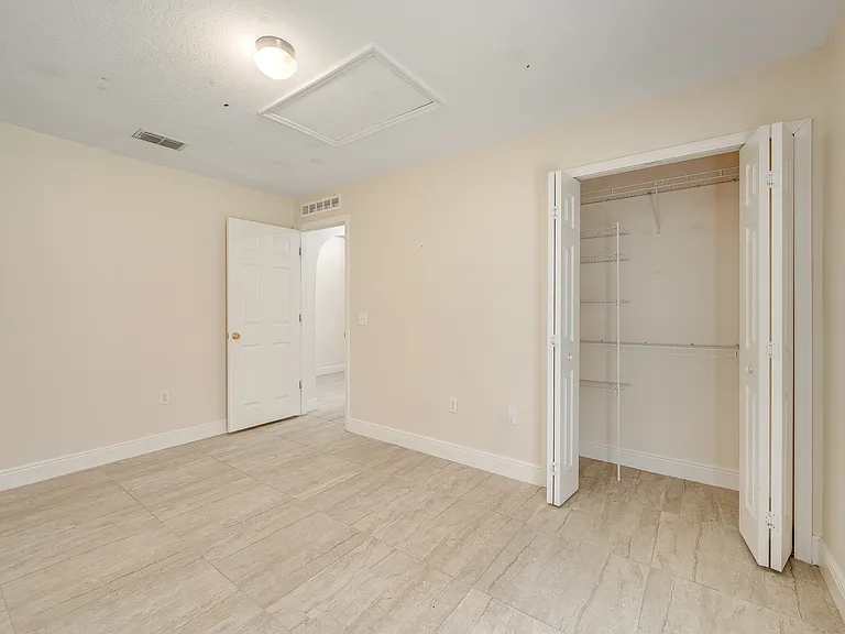 537 Mason Dr — Photo 33