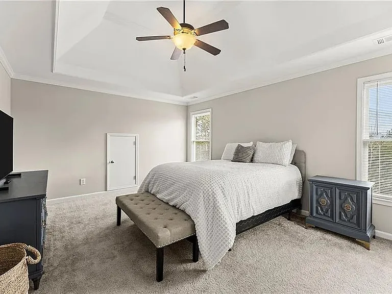 5987 Wellington Ave — Photo 9