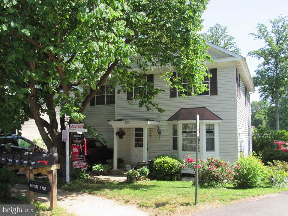 1st image of 10111 Schoolhouse Woods Ct
