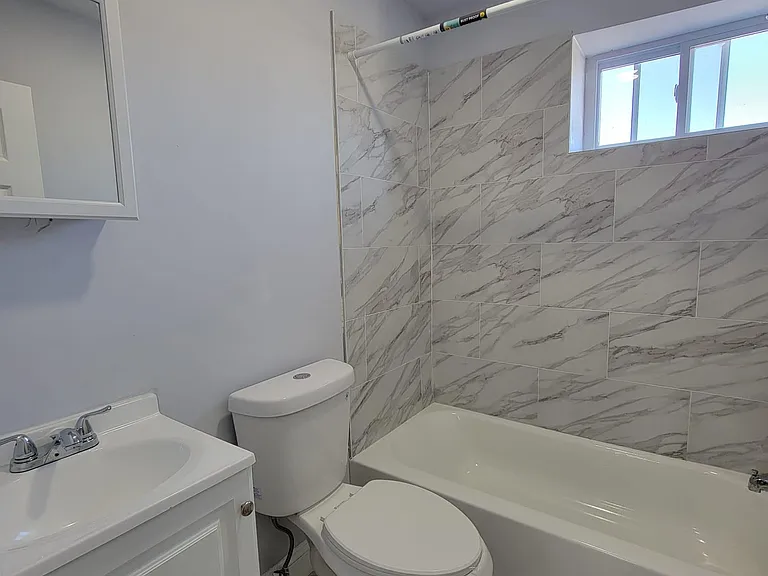 420 N 61st St #3 — Photo 4
