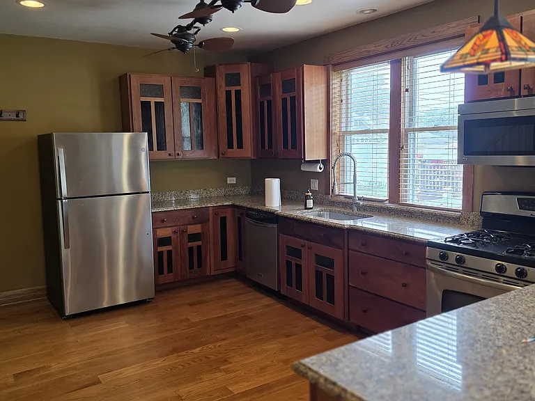 9123 Sherman Ave #2W — Photo 6