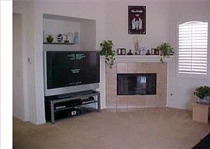 4th image of 399 Wild Horse Ln