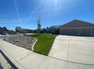 12 Wisteria Ct, Reno, NV 89511