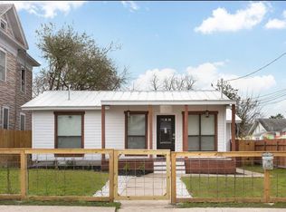 908 E Crockett St, San Antonio, TX 78202