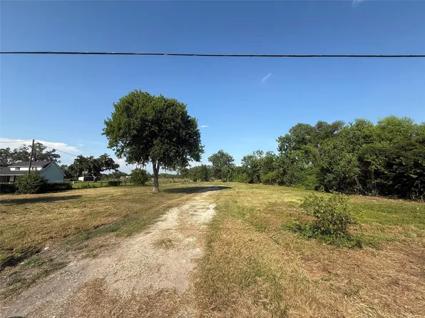 2100 County Road 342, Brazoria, TX 77422