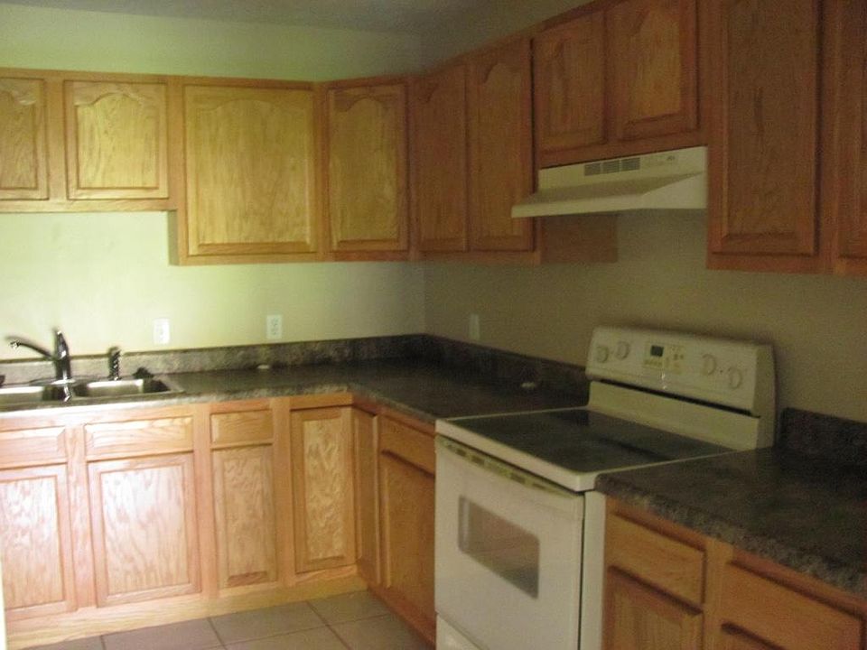1st image of 805 N Washington St #A