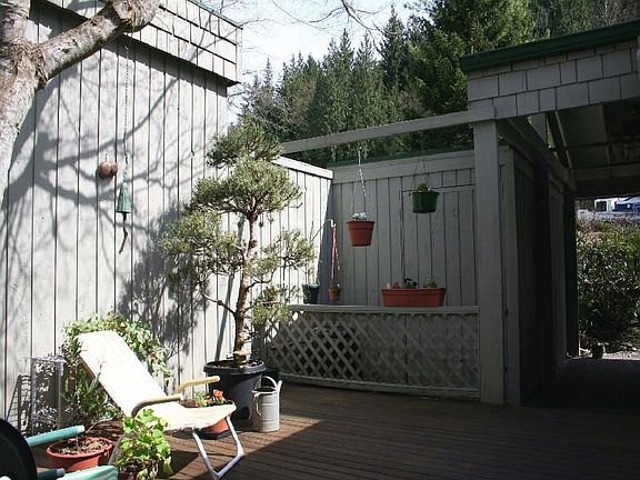 2nd image of 22 Marigold Dr Unit 46