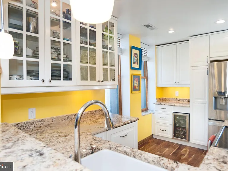 901 M St NW #401 — Photo 9