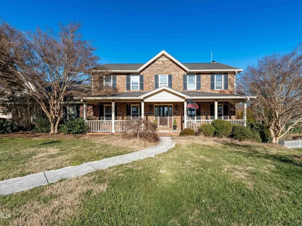 3310 Berkshire Cir, Johnson City, TN 37604