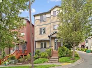 15528 SW Stone Ridge Cir, Beaverton, OR 97007