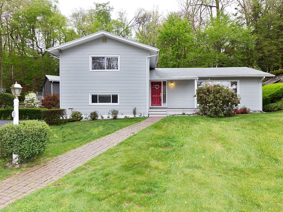 1st image of 11 Meadowview Dr
