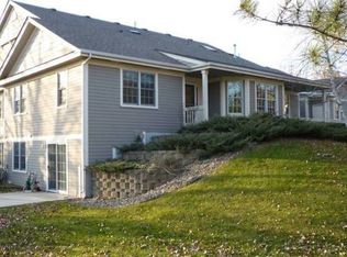 824 Ivy Ln, Eagan, MN 55123