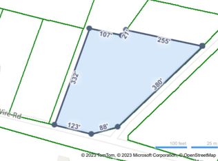 4 Wire Rd, Reevesville, SC 29471