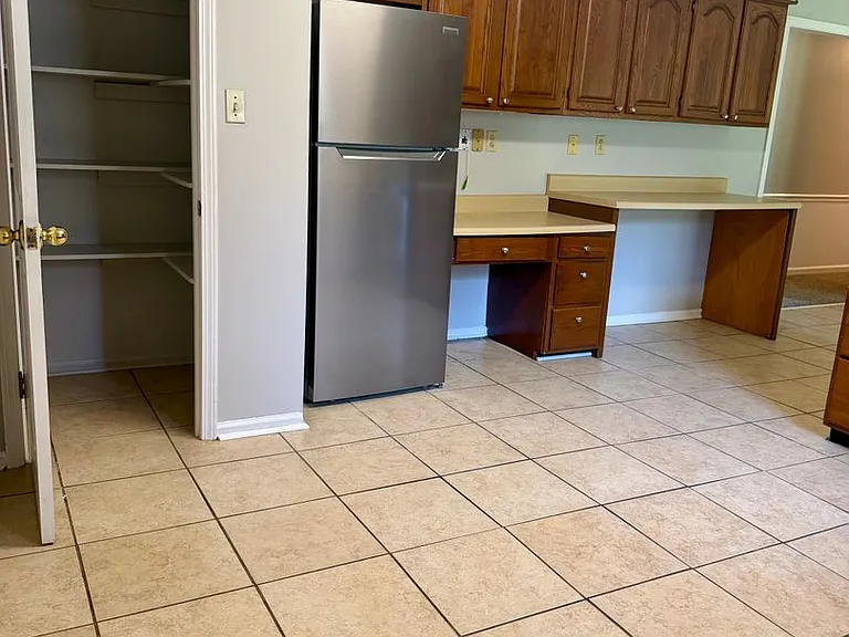 1068 Old Humboldt Rd — Photo 9