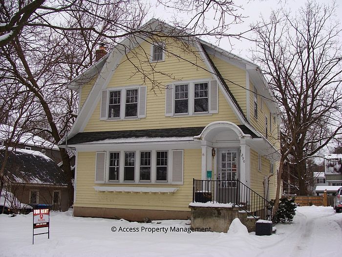 1st image of 290 Rosewood Ave SE