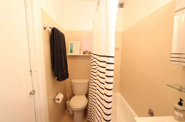 Rented by Douglas Elliman | media 17