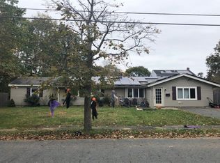 14 Wedgemere Rd, Beverly, MA 01915