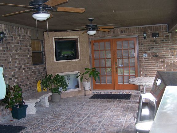 BBQ Area that can handle a 35 inch tv