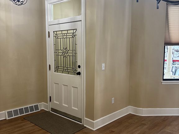 3rd image of 2320 N Charles St #1