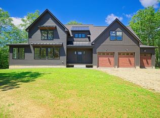 4 Betty Ln, Windham, ME 04062