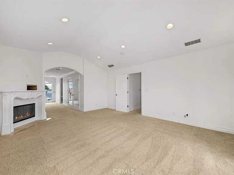 7822 Truxton Ave — Photo 25