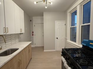 265 Cliff St #6, Cliffside Park, NJ 07010