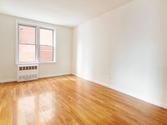 2nd image of 36-25 Parsons Blvd #3AA