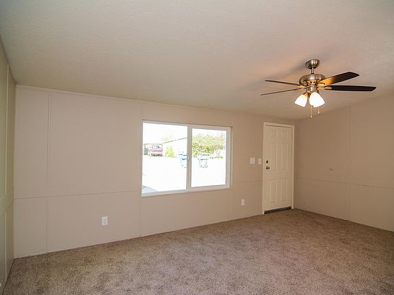 4th image of 4090 E White Water Dr