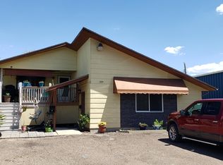 204 3rd Ave NE, Mandan, ND 58554
