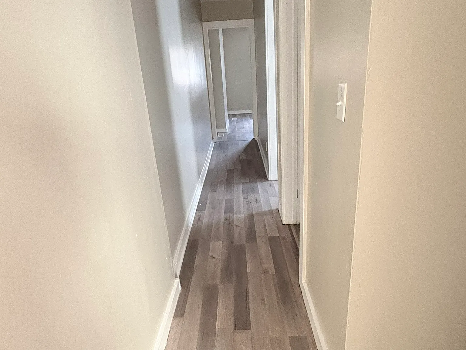3 bed, 1.5 bath, 1176 sqft, $1,649 — Photo 4