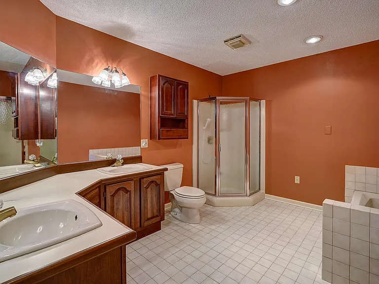 46 Platinum Ct — Photo 14
