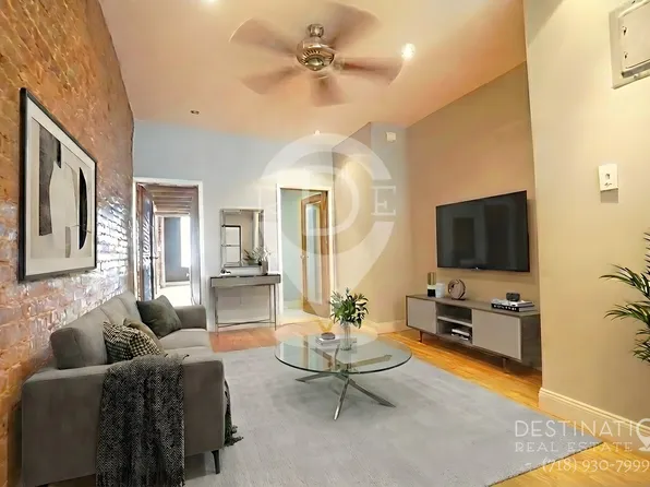 480 Third Avenue image 1 of 17