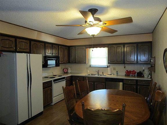 2nd image of 1307 Safford Ave
